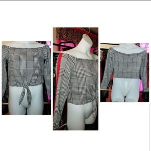 Fashion Nova Tops - Houndstooths chic off the shoulders top! On sale Fashion Nova Tops - Houndstooths chic off the shoulders top! On sale
